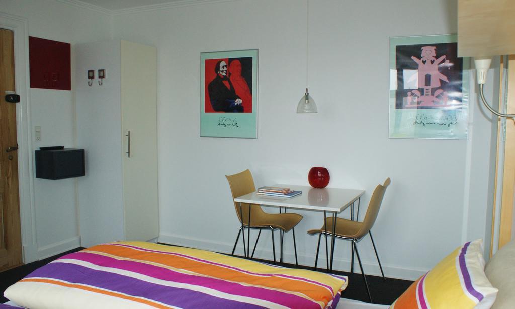 Billesgade Rooms Odense Quarto foto